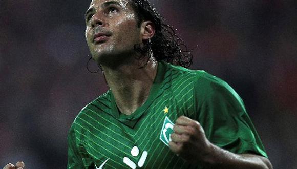 Claudio Pizarro considerado en el once ideal de la Bundesliga 