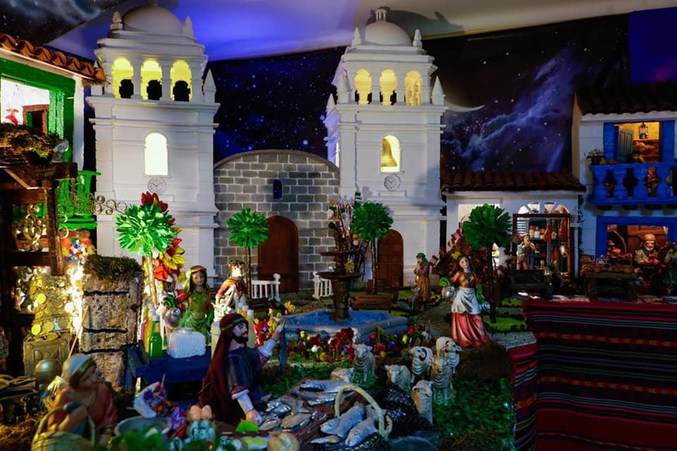 Desde hace cinco años se exhibe al público entero este nacimiento andino. (Foto: Facebook Puma de los Andes)