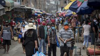 Gobierno intervendrá 380 mercados del país para reducir contagios de COVID-19