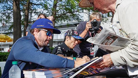 Indianápolis: Fernando Alonso "está poniendo otro sello más a su grandeza" 