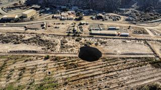 Misterioso socavón aparece cerca de mina de cobre en Chile
