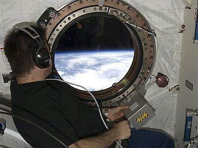 ​Voluntarios comienzan un simulacro de 120 días de un viaje a la Luna