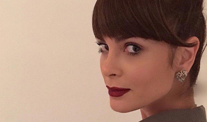 Laura Spoya cautiva con imagen junto a su esposo [FOTO]