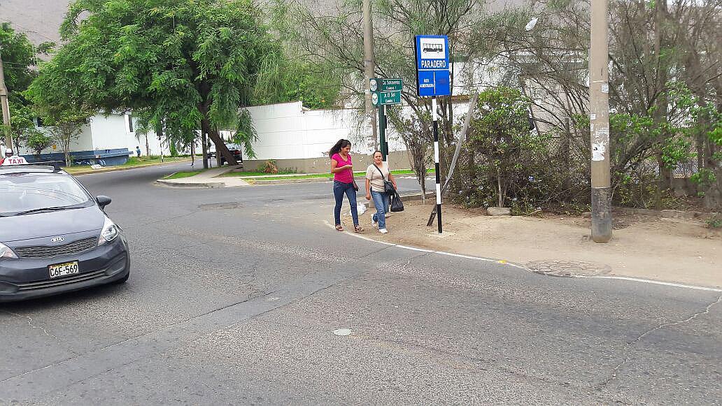 ​La Molina: malestar en vecinos por aparición de paraderos de buses alimentadores (FOTOS)