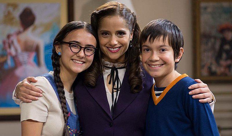 De vuelta al barrio: Merly Morello y su mejor amigo en looks urbanos