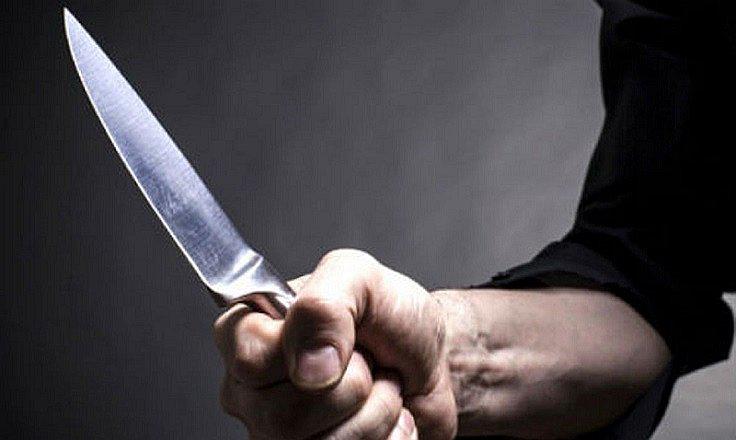 Hombre asesina a su propio hermano frente a toda su familia 