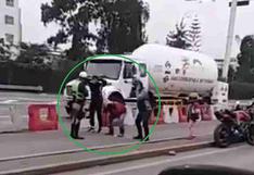 Lima 2019: conductores invadieron carril exclusivo de Juegos Panamericanos y como castigo hicieron ranas | VIDEO