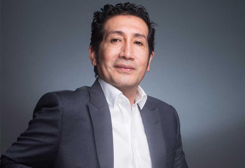 ​Yácomo Casas: Me dedico a la belleza externa e interna