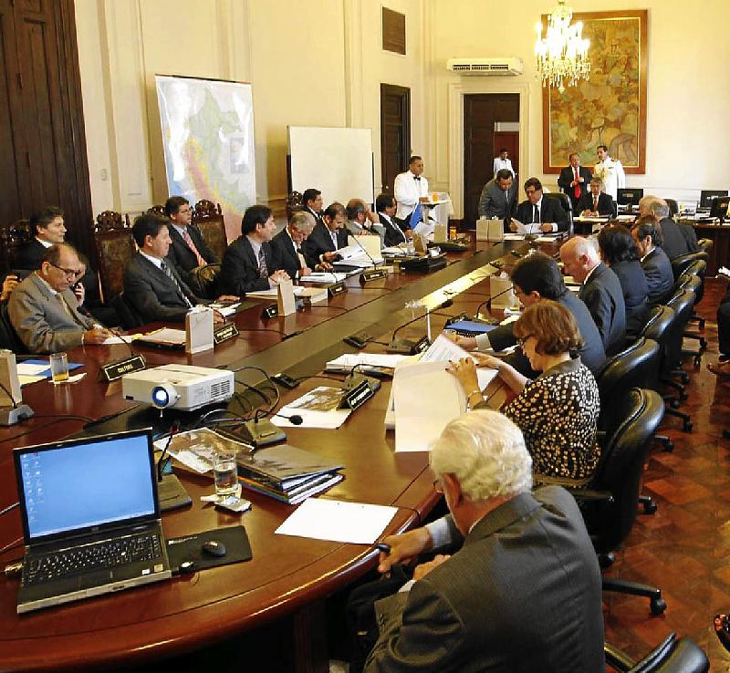 Bajan IGV para frenar alzas