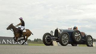 Fórmula 1: Fernando Alonso gana en un Bugatti en carrera contra caballo 