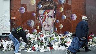 David Bowie: lanzan al espacio estampillas para homenajear a cantante