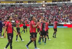 Anderson Santamaría celebró con los hinchas del Atlas el pase a semifinales de Liga MX | VIDEO