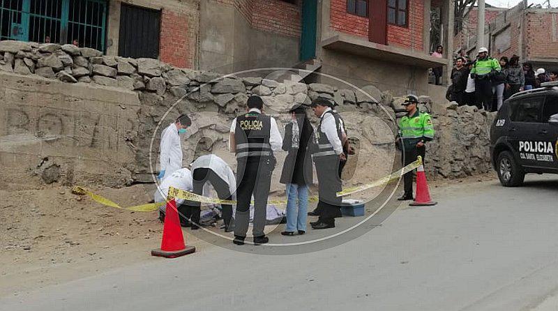 Mujer con signos de haber sido estrangulada es hallada muerta en SJL (VIDEO)