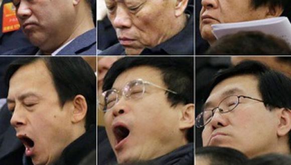 China: Políticos se duermen durante discurso