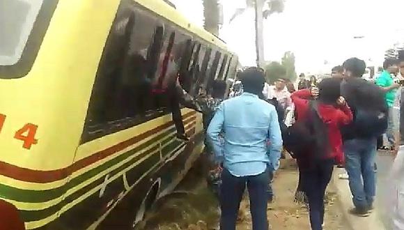 Panamericana Sur: Bus se estrella contra palmera y deja 29 heridos (VIDEO)