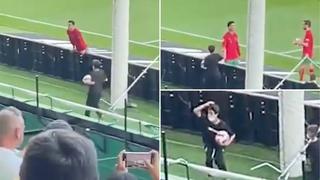 Cristiano Ronaldo dejó atónito a niño recogepelotas con inesperado saludo | VIDEO