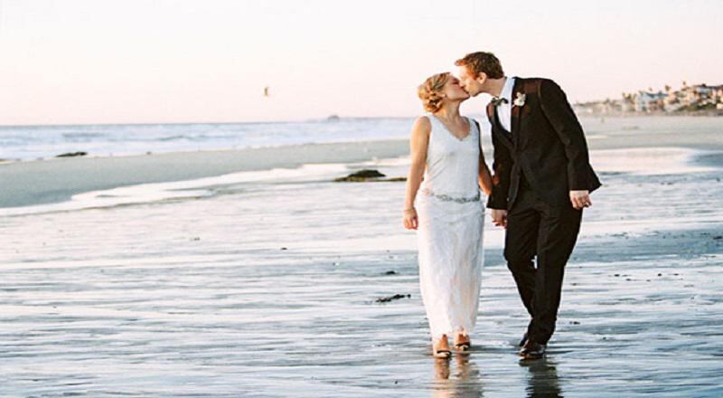 Boda en la playa: Cómo organizar una ceremonia económica