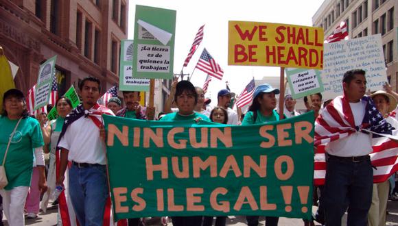 Obama propone legalización de inmigrantes "ilegales" con 8 años de residencia 