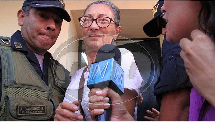 Ana Herz es puesta en libertad tras cumplir casi dos meses de prisión preventiva (FOTOS)