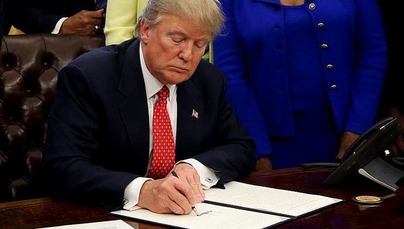 Donald Trump firmaría este lunes su nuevo decreto migratorio 