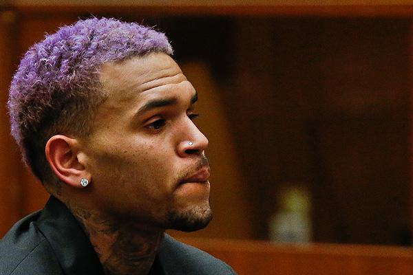 Chris Brown habría golpeado a una mujer por tomarle una foto   