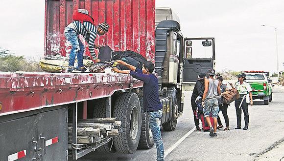 Identifican rutas por las que los venezolanos ingresan ilegalmente a Perú  (FOTOS)
