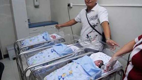 Mujer dio a luz trillizas en Hospital Docente Las Mercedes de Chiclayo 