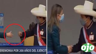 Pedro Castillo y María del Carmen Alva: esta vez el Presidente le ofreció el puño, pero ella le estrecha la mano 