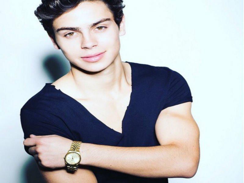 ¡Hermosa historia!: actor de Disney se enamora de su fan [FOTOS]