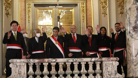 Pedro Castillo junto a su remozado Gabinete Ministerial. (Foto: César Bueno / @photo.gec)