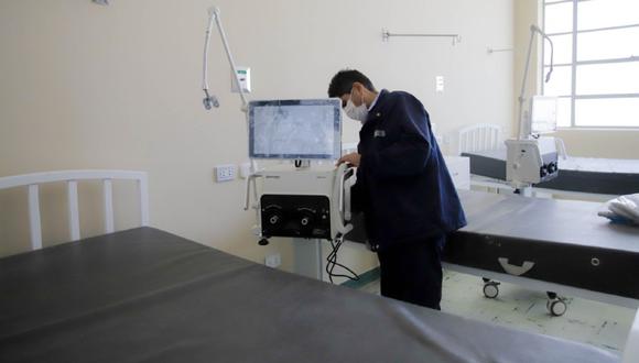 Arequipa: Implementan otras 65 más camas con puntos de oxígeno  para atender a pacientes COVID-19 en el hospital Honorio Delgado.