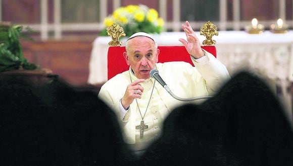 El papa Francisco debe explicaciones sobre su proceder y si concuerda con la Biblia. (Foto: AFP)
