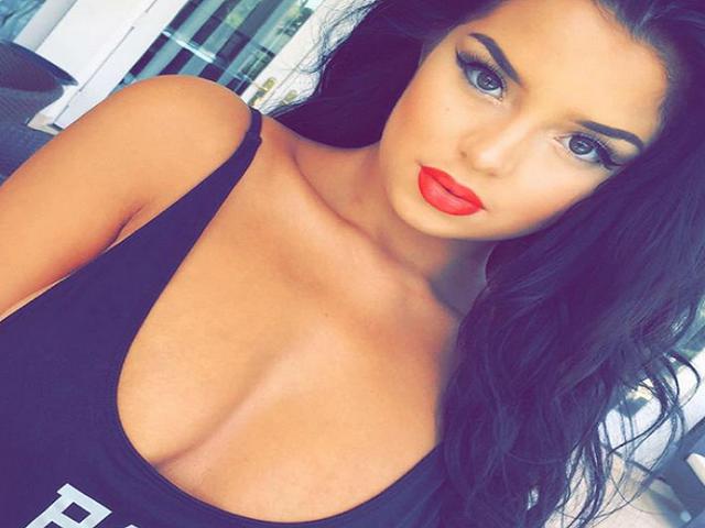 ​Instagram: Conoce a la 'doble' de Selena Gomez que causa furor [FOTOS]