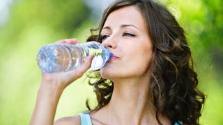 Comer para vivir: ¿Por qué beber agua es importante?