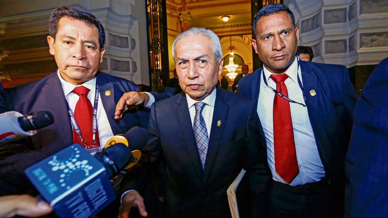 Debaten denuncia contra Pedro Chávarry en el Pleno y ex fiscal de la Nación no se presenta | EN VIVO