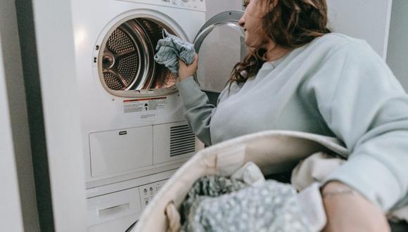 Tips y consejos para quitar los pelos de la ropa en la lavadora