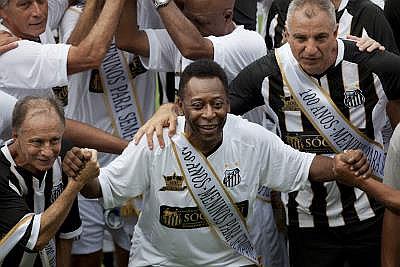 Santos llega a un acuerdo y rescinde contrato para uso de imagen de Pelé 