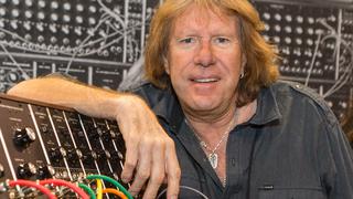 Autopsia confirma que genial tecladista Keith Emerson se suicidó de un balazo