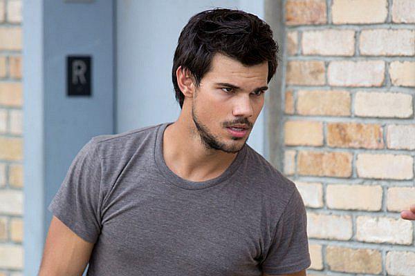 Taylor Lautner vuelve locas a fans con tremendo cambio de look   