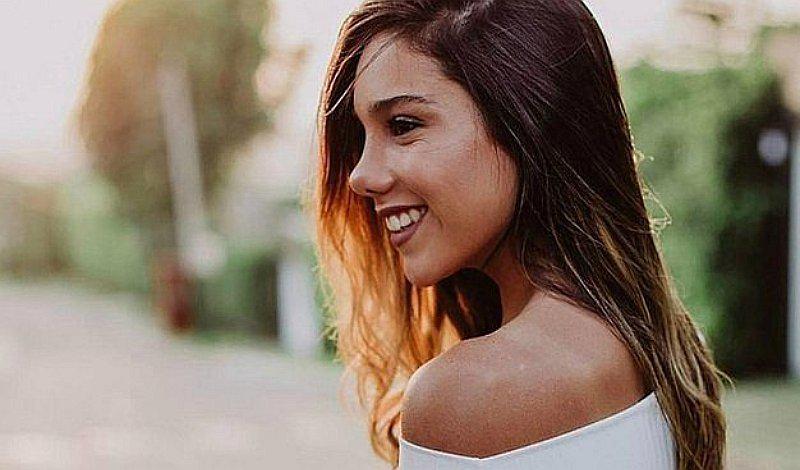 4 prendas básicas que debes aprovechar en el Cyber day, según Mafer Neyra