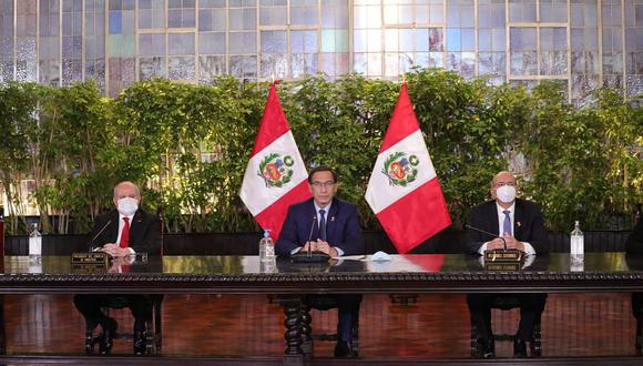 Martín Vizcarra y Pedro Cateriano encabezaron hoy el primer consejo de ministros de este gabinete. (Foto: DIfusión)