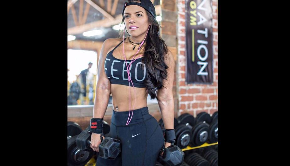 Josetty Hurtado y mamá de las Kardashian, vestidas para Halloween por la misma diseñadora.