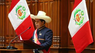 Pedro Castillo: Congreso guardó un minuto de silencio por las víctimas del COVID-19