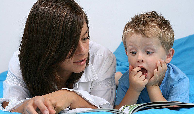 La importancia de leer a tu niño