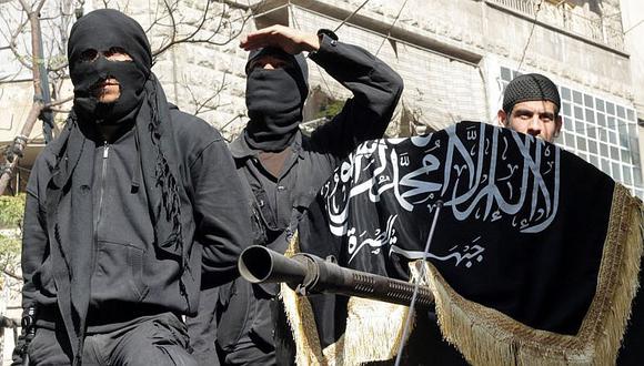 Facciones sirias de terroristas se unen en torno a la exfilial de Al Qaeda 