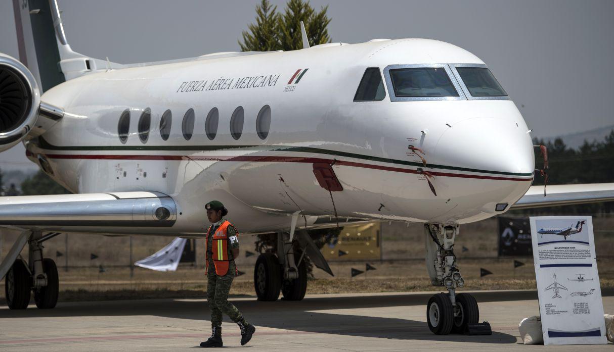 Es una de las aeronaves que el gobierno de AMLO puso a la venta para "garantizar la austeridad en el ejercicio de la función pública”. (Foto: AFP)