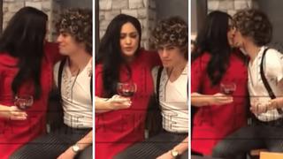 Magaly Medina logra captar a Michelle Soifer y venezolano dándose apasionado beso | VIDEO