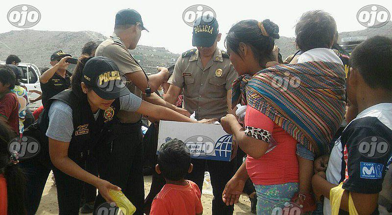 Carapongo: este es el bello gesto que hizo la policía al llegar a la zona afectada (VIDEO)