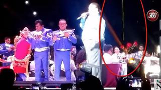 Juan Gabriel: ¿Extraña luz aparece en su último concierto antes de morir? [VIDEO]