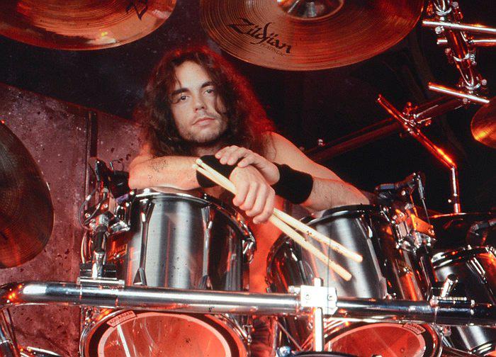 Megadeth: Ex baterista muere en pleno concierto [VIDEO]  
